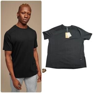 On Running Focus-T Shirt Black Men’s MEDIUM Athletic Lightweight Tee NEW/NWT